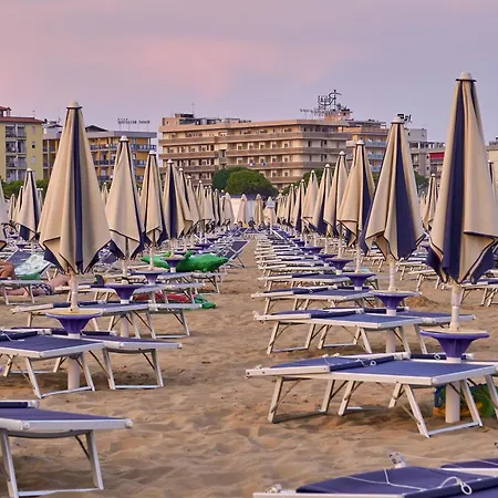 Cozy And Modern Front Bibione